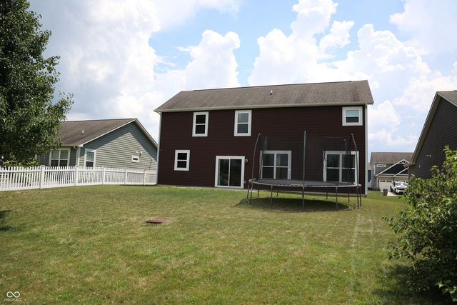 8826 Hemingway Drive, Indianapolis, IN 46239