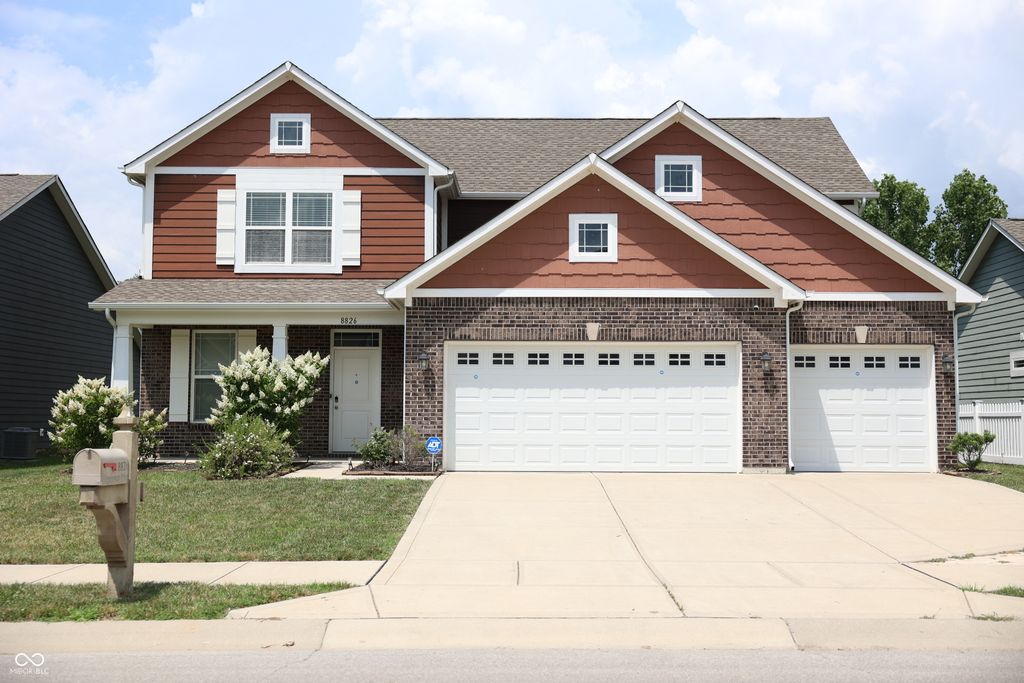 8826 Hemingway Drive, Indianapolis, IN 46239