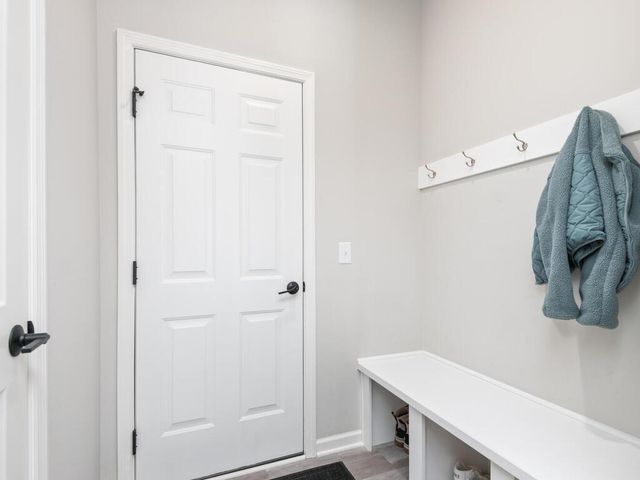 4876 Avery Court, Eagan, MN 55123