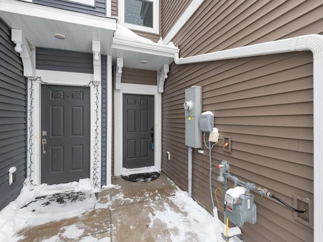 4876 Avery Court, Eagan, MN 55123