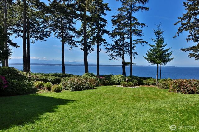 3146 Spahr Road, Greenbank, WA 98253