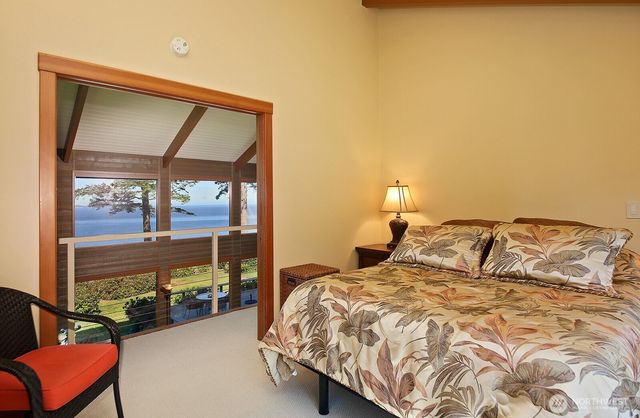 3146 Spahr Road, Greenbank, WA 98253