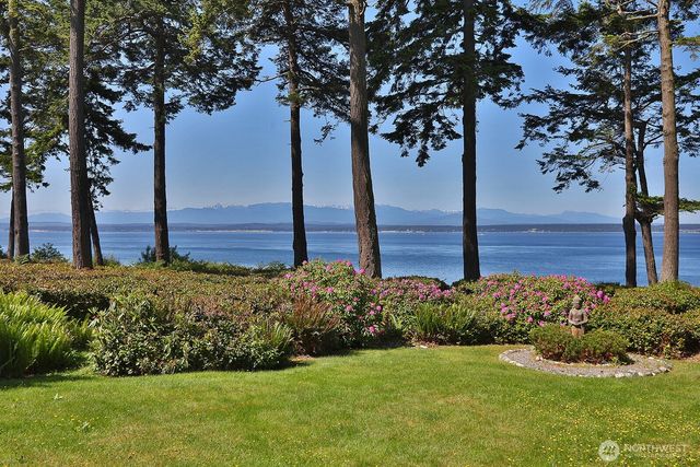 3146 Spahr Road, Greenbank, WA 98253