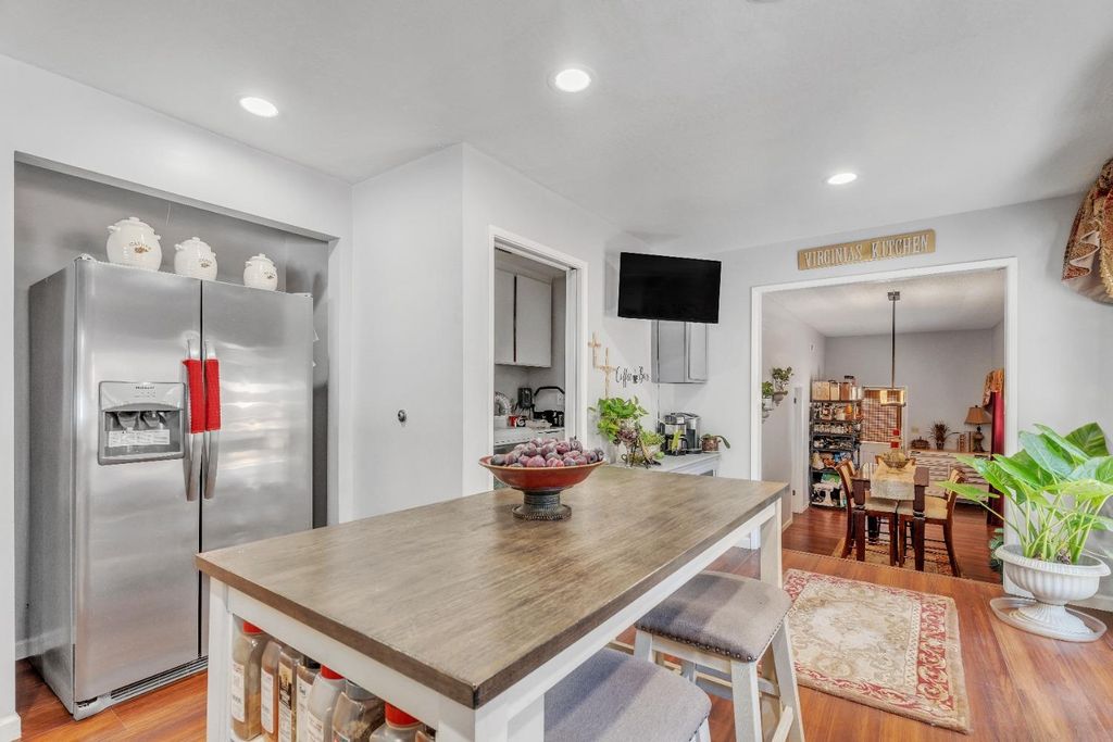 16542 Cedar Heights Dr, Pioneer, CA 95666