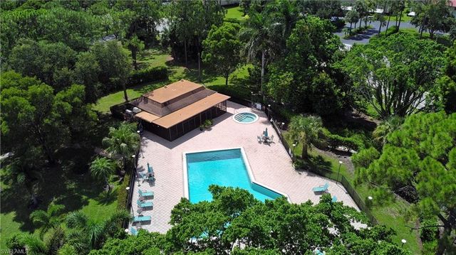413 Augusta BLVD 105, Naples, FL 34113