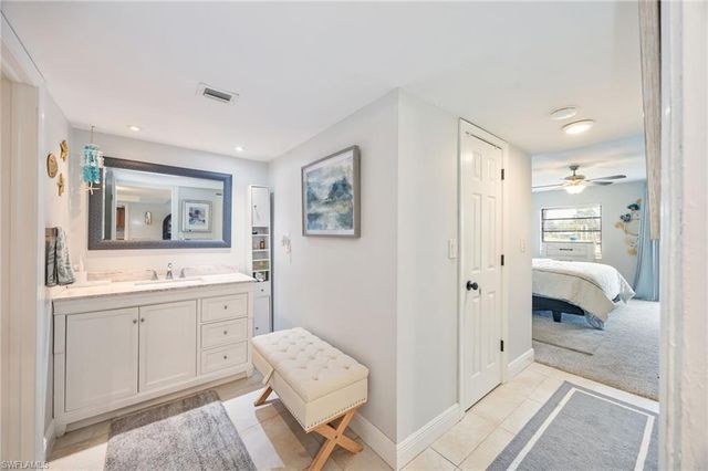 413 Augusta BLVD 105, Naples, FL 34113