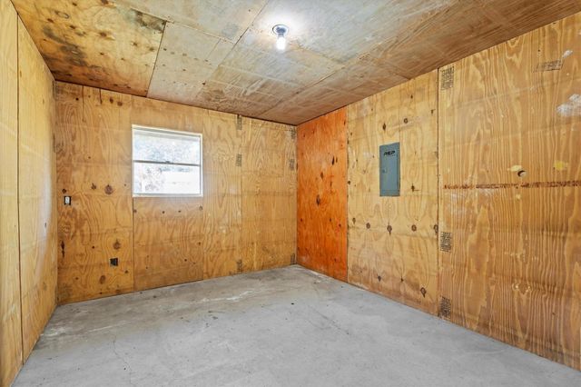 104 Anna Street, Tomball, TX 77375