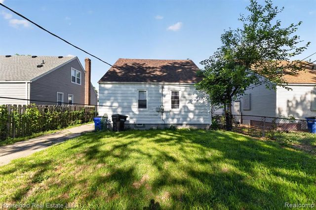 6370 Brace Street, Detroit, MI 48228