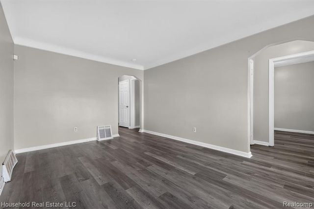 6370 Brace Street, Detroit, MI 48228