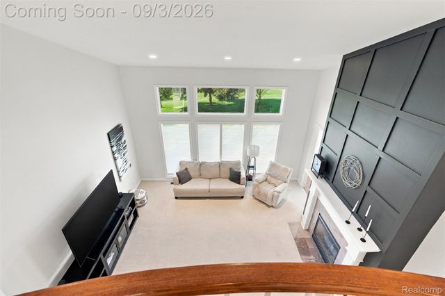 3603 N Century Oak Circle, Oakland Charter Township, MI 48363