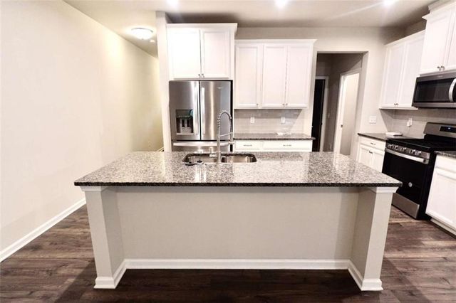 2537 Centennial Place, South Fulton, GA 30349