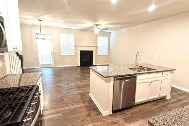 2537 Centennial Place, South Fulton, GA 30349