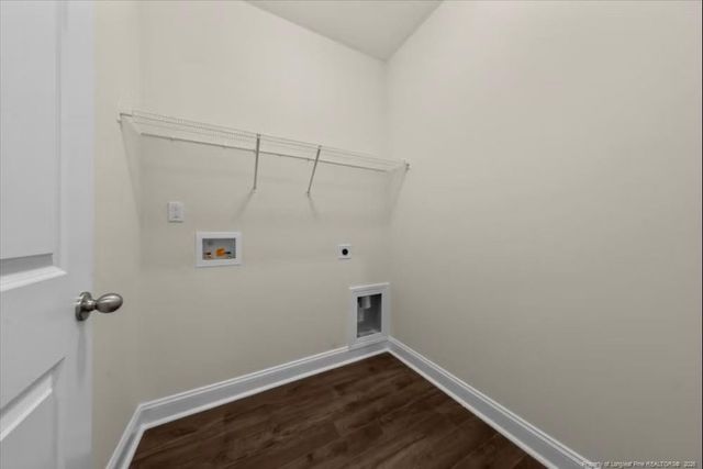 207 Hallwood Drive, Pikeville, NC 27863