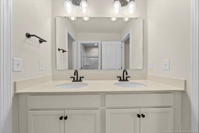 207 Hallwood Drive, Pikeville, NC 27863