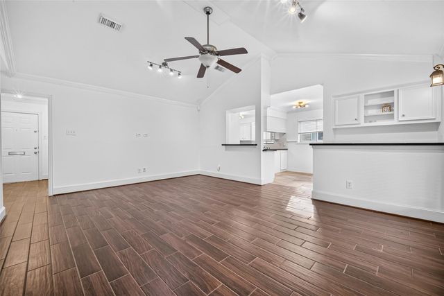 5214 Starkridge Drive, Houston, TX 77035