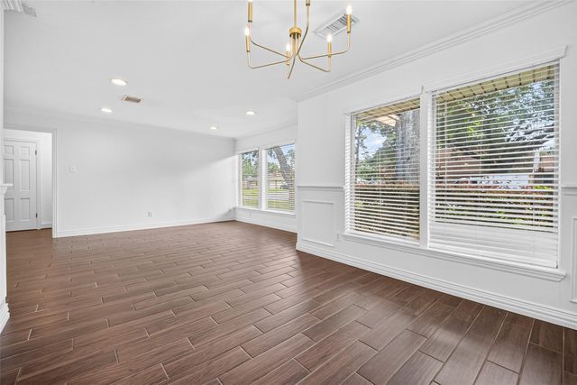 5214 Starkridge Drive, Houston, TX 77035