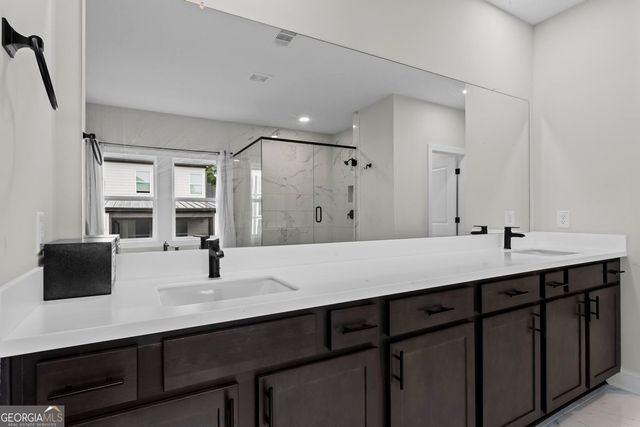886 Keystone Drive, Woodstock, GA 30188