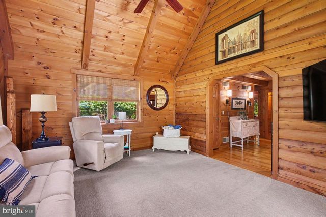 1353 MILL RD, Elizabethtown, PA 17022