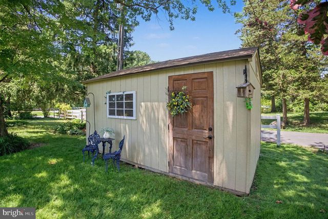 1353 MILL RD, Elizabethtown, PA 17022