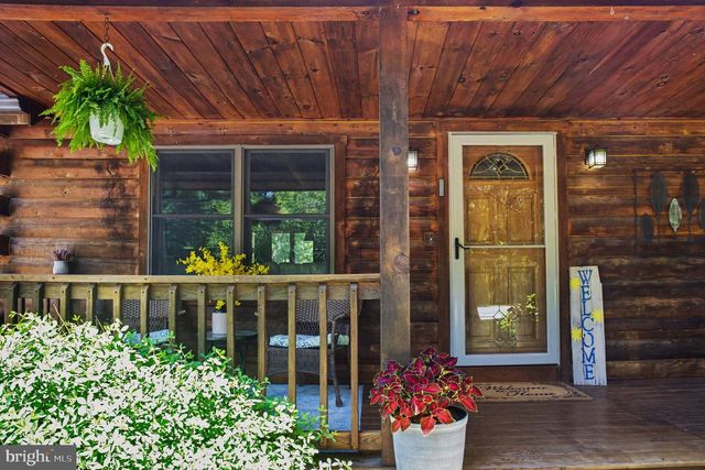 1353 MILL RD, Elizabethtown, PA 17022