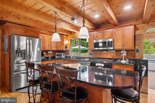 1353 MILL RD, Elizabethtown, PA 17022