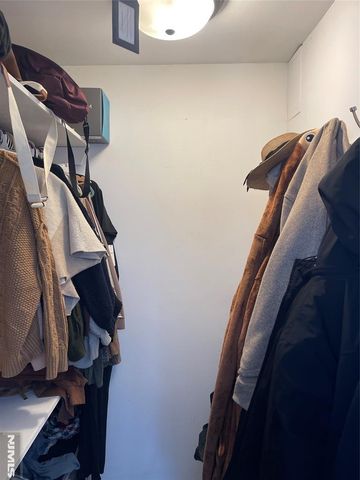 16 Brookside Avenue, Pequannock Township, NJ 07444