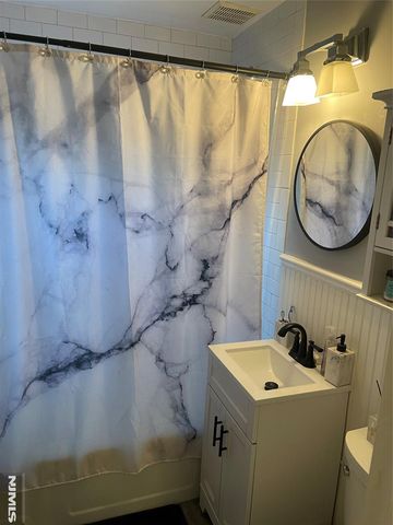 16 Brookside Avenue, Pequannock Township, NJ 07444