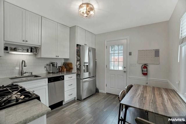 16 Brookside Avenue, Pequannock Township, NJ 07444