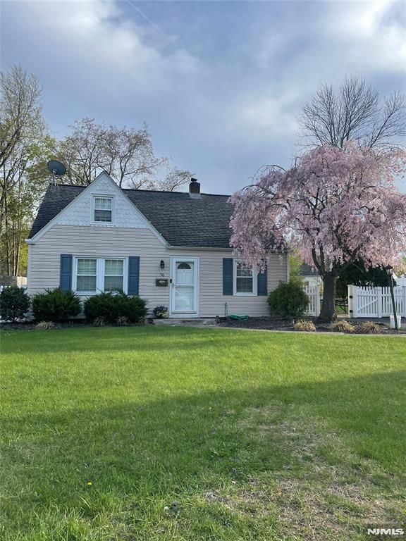 16 Brookside Avenue, Pequannock Township, NJ 07444