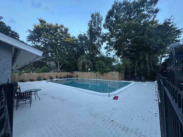 12406 HIBISCUS OAK PLACE 202, Tampa, FL 33612