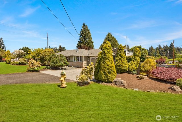 22817 75th Avenue W, Edmonds, WA 98026