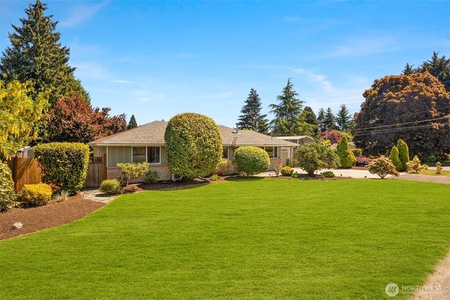 22817 75th Avenue W, Edmonds, WA 98026