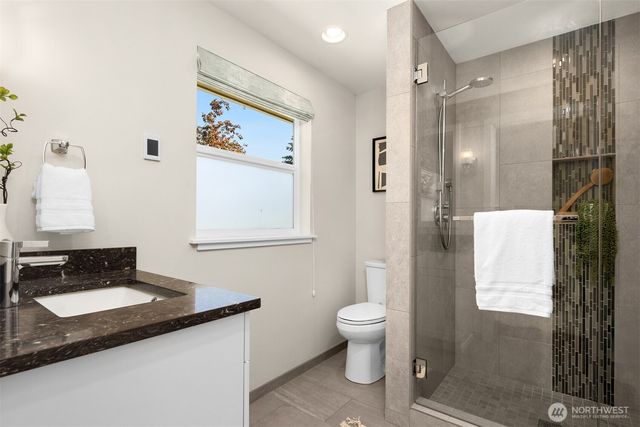 22817 75th Avenue W, Edmonds, WA 98026