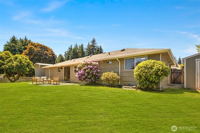 22817 75th Avenue W, Edmonds, WA 98026