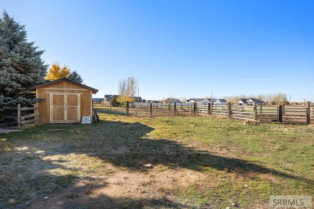 4913 E 49th N, Idaho Falls, ID 83401