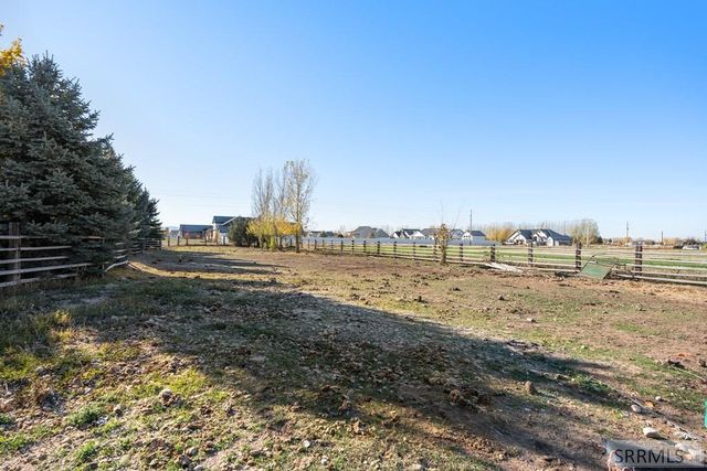 4913 E 49th N, Idaho Falls, ID 83401