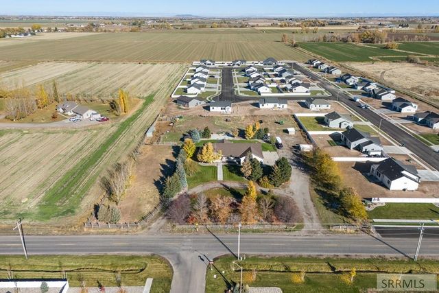 4913 E 49th N, Idaho Falls, ID 83401