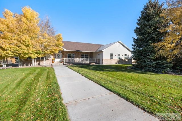 4913 E 49th N, Idaho Falls, ID 83401