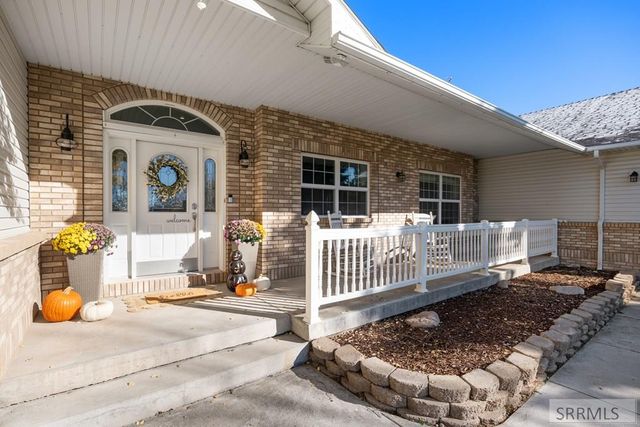 4913 E 49th N, Idaho Falls, ID 83401