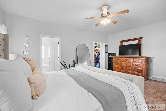 4913 E 49th N, Idaho Falls, ID 83401