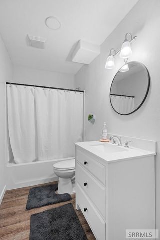 4913 E 49th N, Idaho Falls, ID 83401