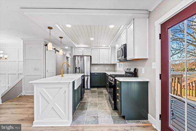 611 EDWARDS DR, Fredericksburg, VA 22405