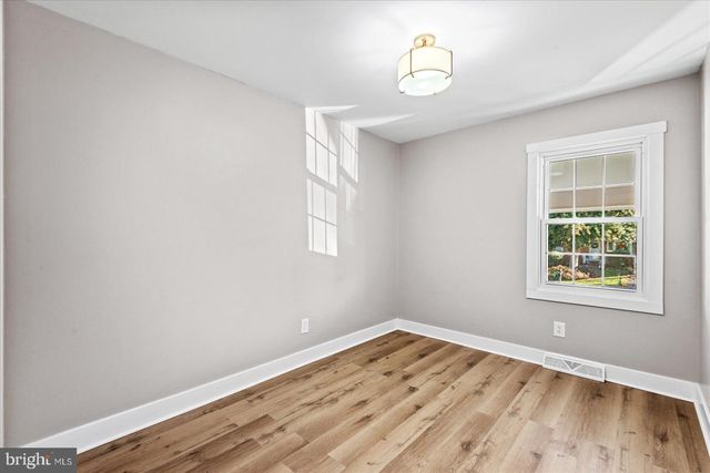 611 EDWARDS DR, Fredericksburg, VA 22405