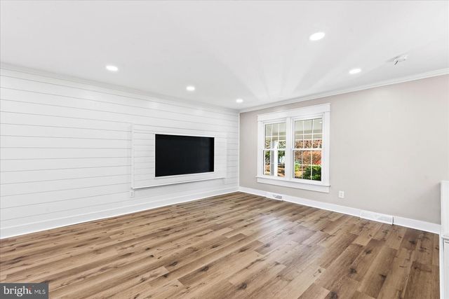 611 EDWARDS DR, Fredericksburg, VA 22405