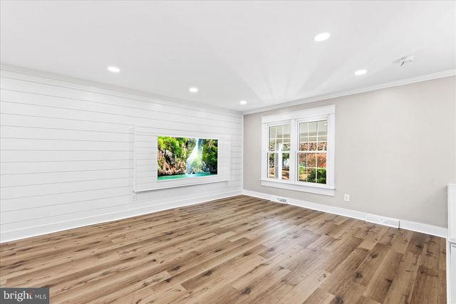 611 EDWARDS DR, Fredericksburg, VA 22405