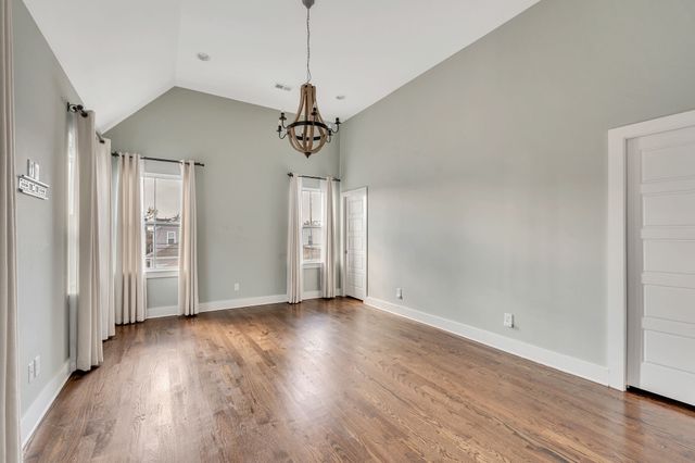 4805 Michigan Ave, Nashville, TN 37209