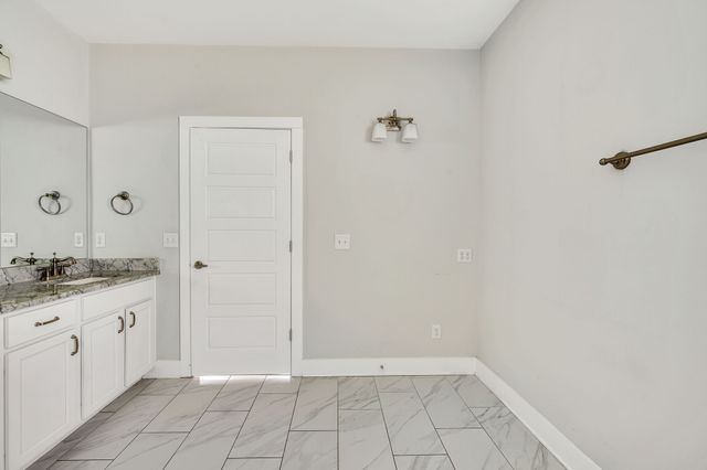 4805 Michigan Ave, Nashville, TN 37209