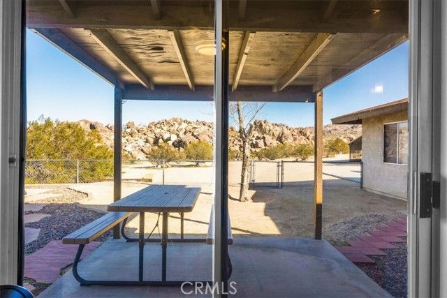 6875 Mount Shasta Avenue, Joshua Tree, CA 92252