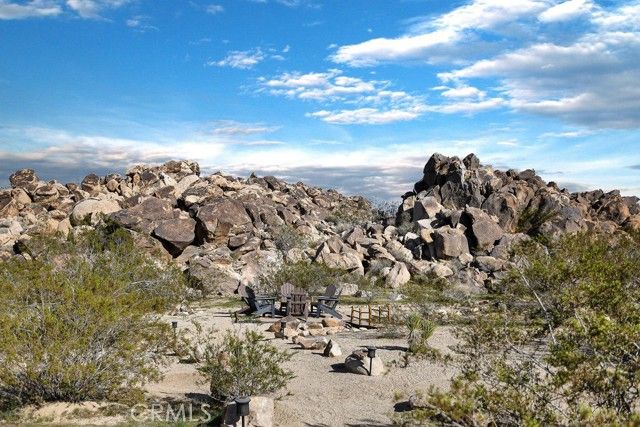 6875 Mount Shasta Avenue, Joshua Tree, CA 92252