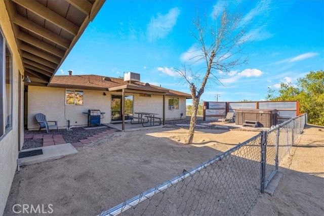 6875 Mount Shasta Avenue, Joshua Tree, CA 92252